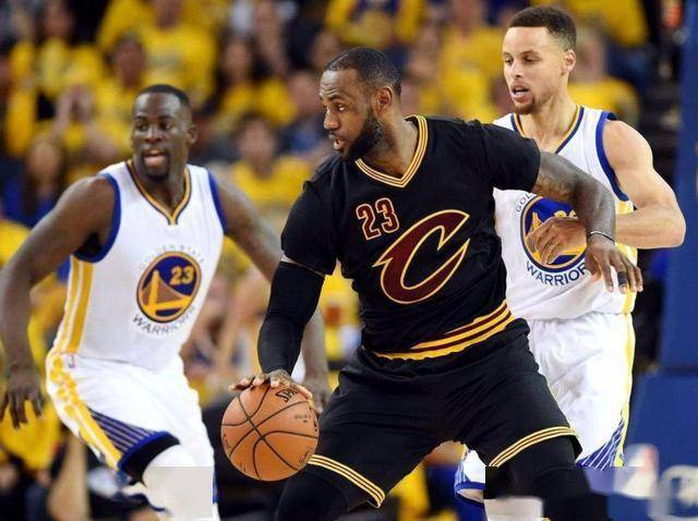 新赛季现在保持不败的五支球队 没有一支球队是夺冠热门球队“泛亚电竞”(图2)
新赛季现在保持不败的五支球队 没有一支球队是夺冠热门球队“泛亚电竞”(图2)